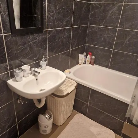 Stan Orhideja Istocno Sarajevo *